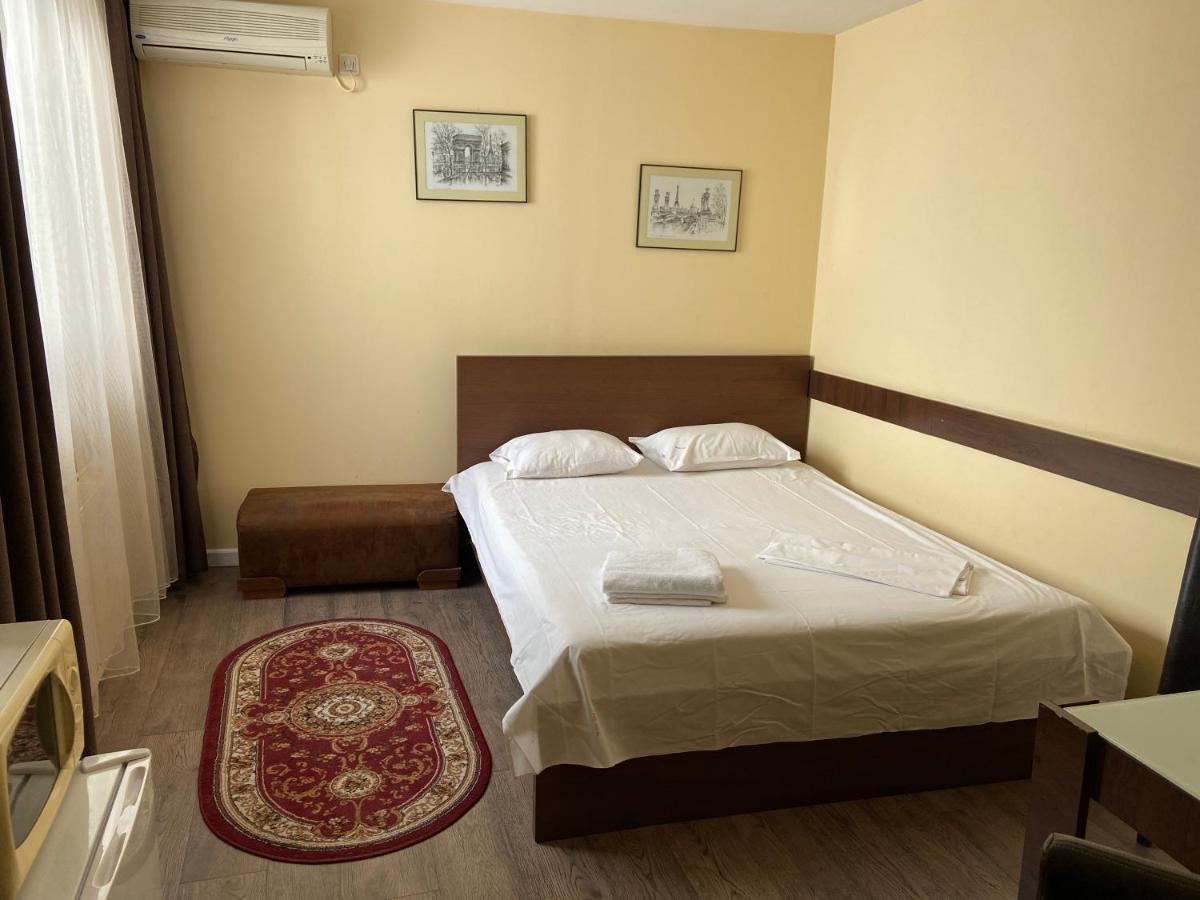Ave Hotel Victoriei Βουκουρέστι Εξωτερικό φωτογραφία